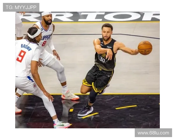 勇士与快船今日比赛数据分析及精彩瞬间回顾 勇士与快船今日比赛数据分析及精彩瞬间回顾